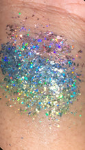 Load image into Gallery viewer, Amazin Glitter